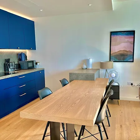 Beautiful View To Canary Wharf , O2 Arena , Near By London Excel 3-Beds Exterior photo